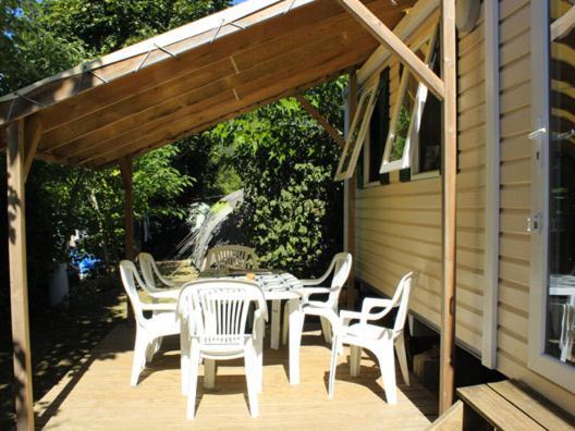 Camping Maeva Escapades Au P'Tit Bonheur Peyrillac-et-Millac Esterno foto