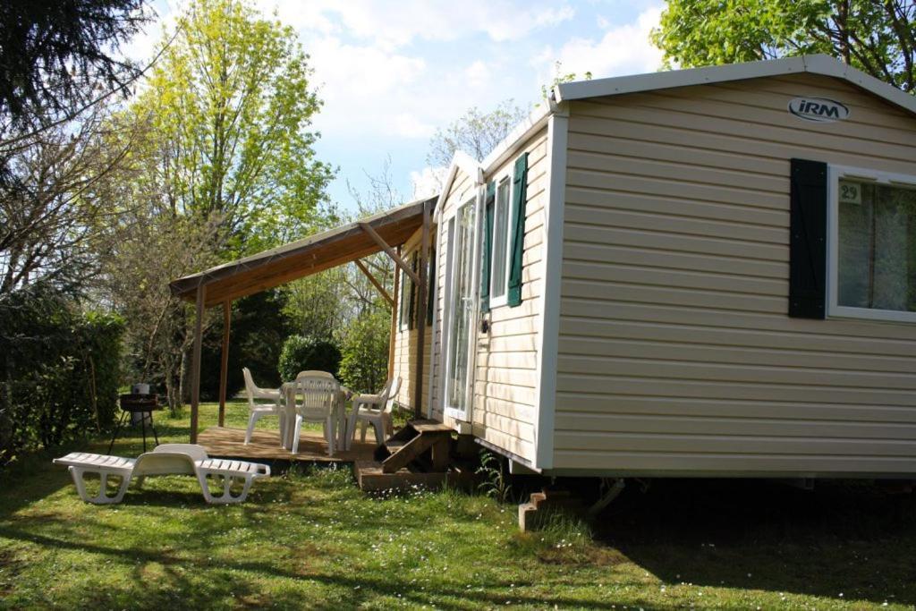 Camping Maeva Escapades Au P'Tit Bonheur Peyrillac-et-Millac Esterno foto